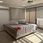 Apartamento Moderno Duplex Mr8 Cerca Al Mar Con Aire Acondicionado Y Wifi